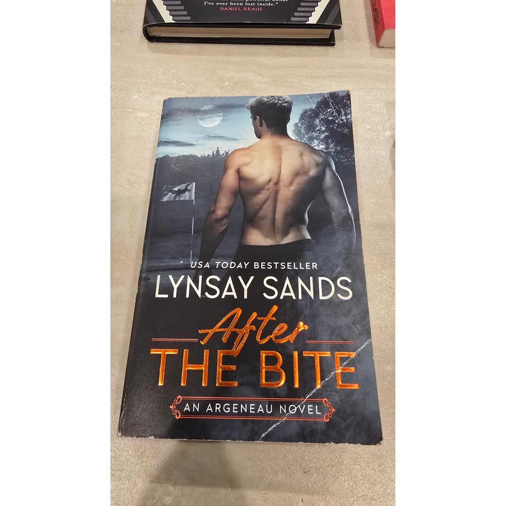 2 Books - Argeneau Novel Lot After the Bite & Bad Luck Vampire Paperback